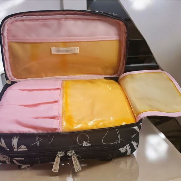 JILLSTUART VTG Travel 2pc. MAKEUP Bag Set - Picture 9 of 10